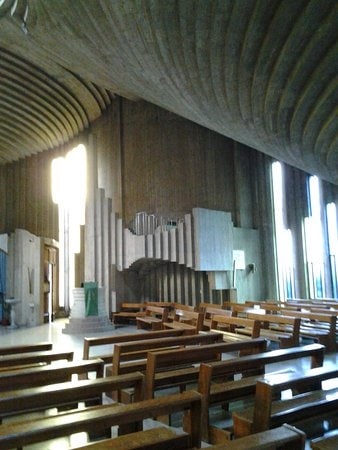 Церковь Святого Семейства в Салерно,..4