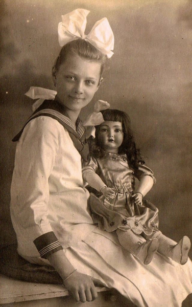 Юные немки на винтажных фотографиях, 1900-е.

Больше исторических..3