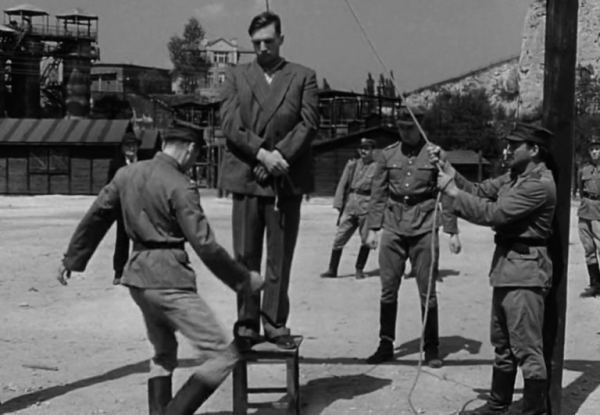 Казнь Амона Гёта из Списка Шиндлера, 1945 год.
 
Палач дважды ошибся..0