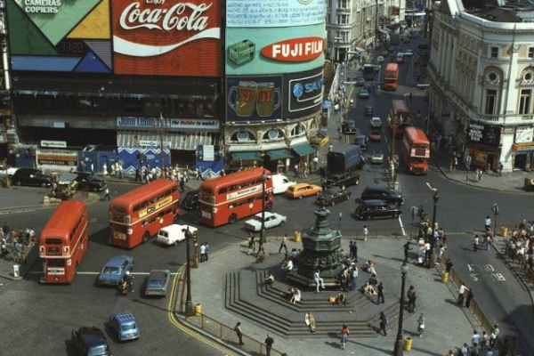 Лондон, 1970-е.

..0