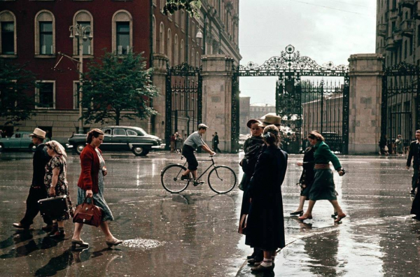 Москва. После дождя. 1960-е

Больше исторических фото..0