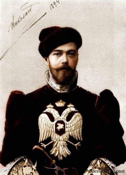Редкая цветная фотография Николая II

..0