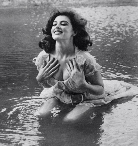 Тина Луиз, 1959 год.
Фотограф: Peter Basch

..0