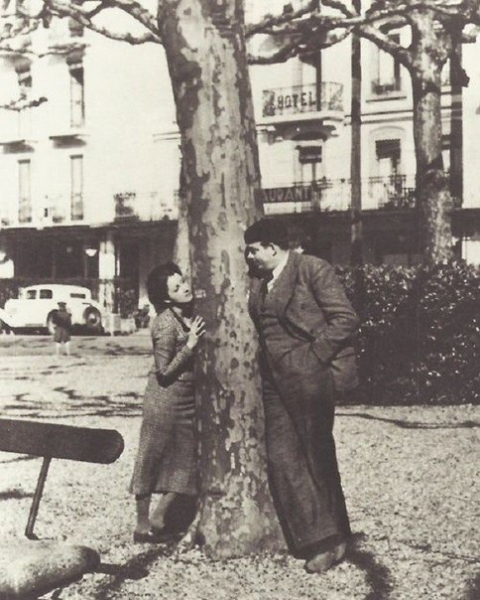 Антуан де Сент-Экзюпери с женой Консуэло.

1930 год.

Больше..0