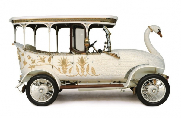 Автомобиль-лебедь: Brooke 25/30HP Swan Car, 1910-е.

..1