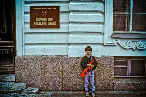 Брайан Тольберт в Советском Союзе, 1990 год.

Больше исторических..7