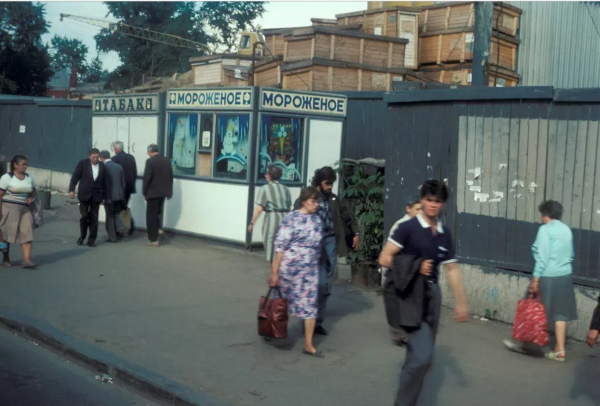 Брайан Тольберт в Советском Союзе, 1990 год.

Больше исторических..8