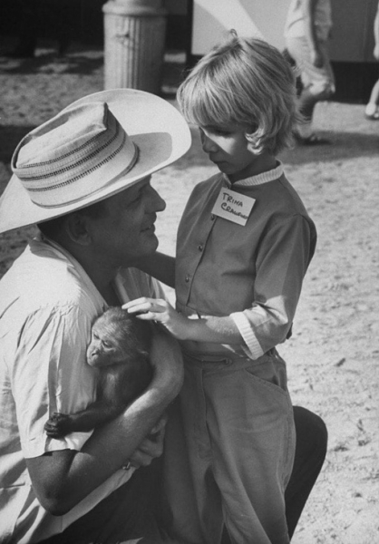 Чистые эмоции и удивление. Слепые дети на экскурсии в зоопарке..2