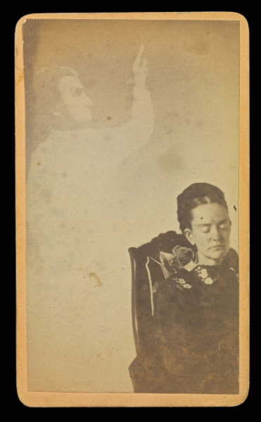 До эры фотошопа. 

Уильям Х. Мамлер (1832–1884) утверждал, что может..2