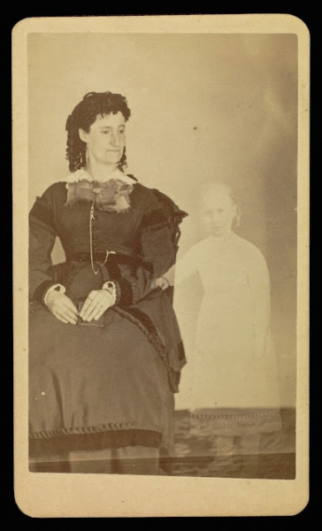 До эры фотошопа. 

Уильям Х. Мамлер (1832–1884) утверждал, что может..4