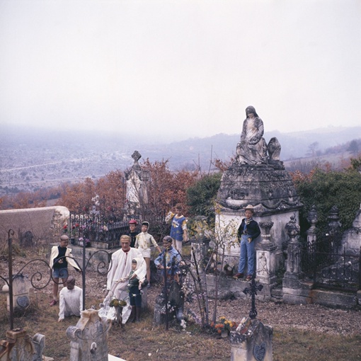 Летний лагерь каким его видит французский фотограф Bernard Faucon, 1980..3