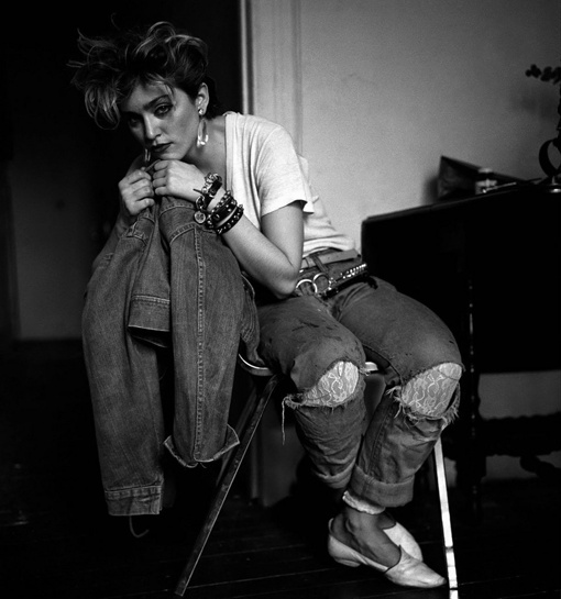 Мадонна, 1980-е.

В эти годы из нее решили сделать сольную звезду и..3