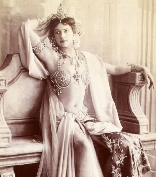 Мата Хари, 1910-е.

..0