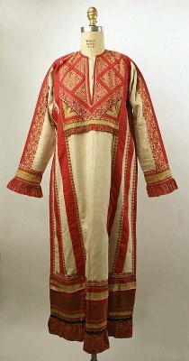 Традиционная русская женская одежда XIX века.

Больше..8