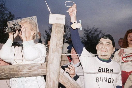 Пляски, маскарад и веселье. Нет, это не интересный конкурс тамады..2