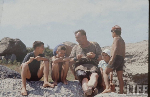 Советские актёры в журнале LIFE, 1967 год.

..2