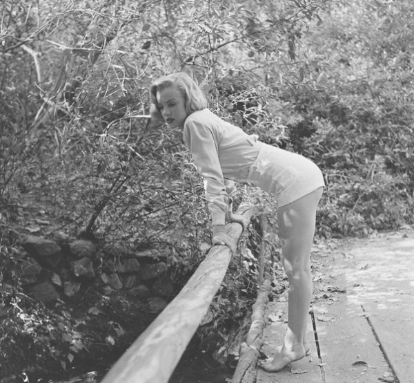 Мэрилин Монро, какой вы ее еще не видели, 1950-е.

Больше..2