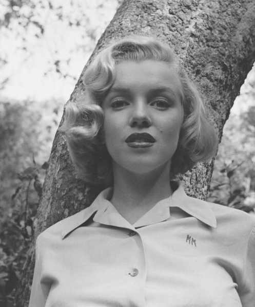 Мэрилин Монро, какой вы ее еще не видели, 1950-е.

Больше..7