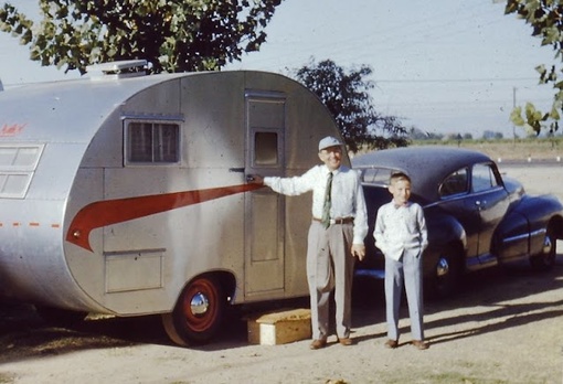 Очень по-американски: автодома на фотографиях 1950-х годов.

Истоки..6