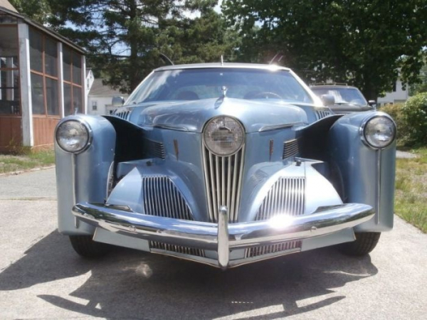 Прототип Tucker Torpedo на основе Buick Riviera 1971 года.

В 1948 году компания..2