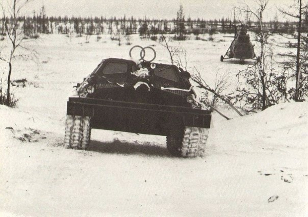 Свадебная машина в Сибири, 1980-е.

..0