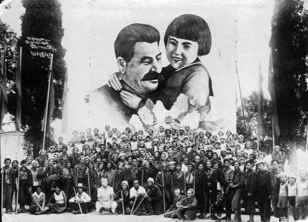 Пионеры после похода. Лагерь 