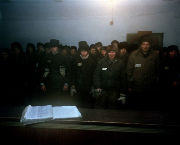 Siberian prison camp by Carl de Keyzer, Krasnoyarsk region '2000 - 2002 (Part I)

Больше исторических..6