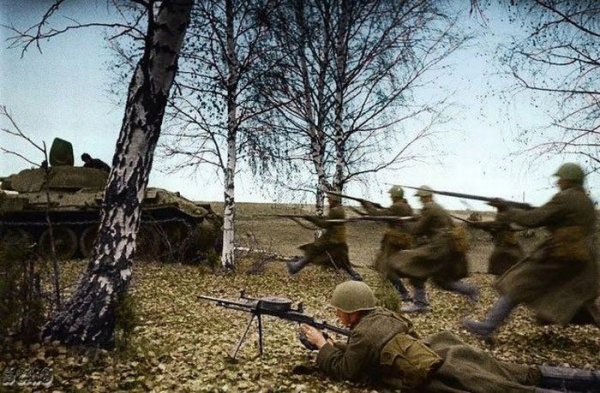 Великая Отечественная война в цвете: танки и артиллерия

Больше..5