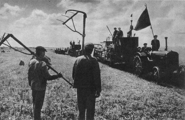 Безработица в Советском Союзе была преодолена в 1930 году. Именно..6