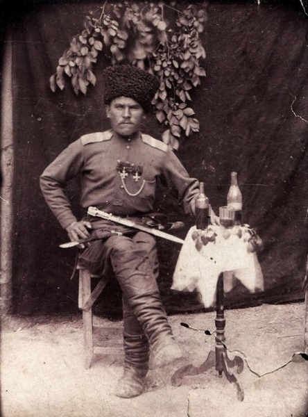 Георгиевский кавалер, терский казак М. А. Белоусов.

Больше..0