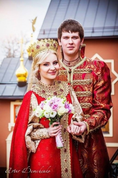 Исторические русские свадебные костюмы...

Больше исторических..0