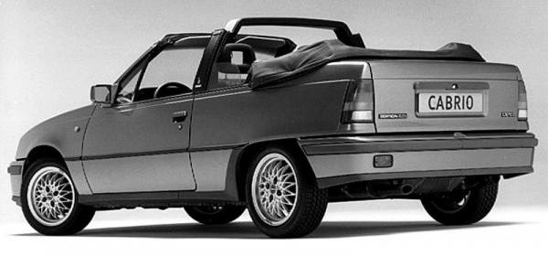 Кабриолет Opel Kadett GSi Cabriolet.

Opel Kadett GSi Cabriolet был разработан..3