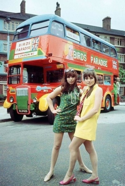 Лондонские модницы, 1967 год.

..0