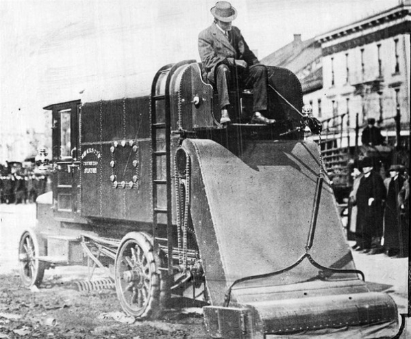 Подметально-уборочные машины, начало 1900-х гг.

Больше..2