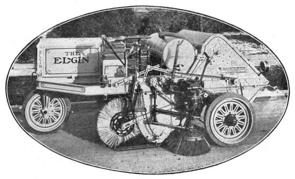 Подметально-уборочные машины, начало 1900-х гг.

Больше..3