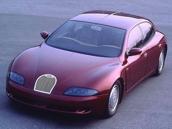 Седан Bugatti EB 112.

Bugatti EB 112 был создан в 1993-м году дизайнерской..3
