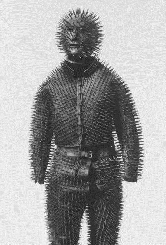 Сибирский костюм для охоты на медведя... 1800г.

Больше исторических..0
