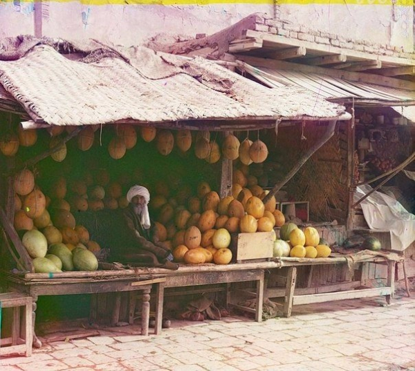 Торговец дынями, Самарканд, Российская империя, 1908 год

Больше..0