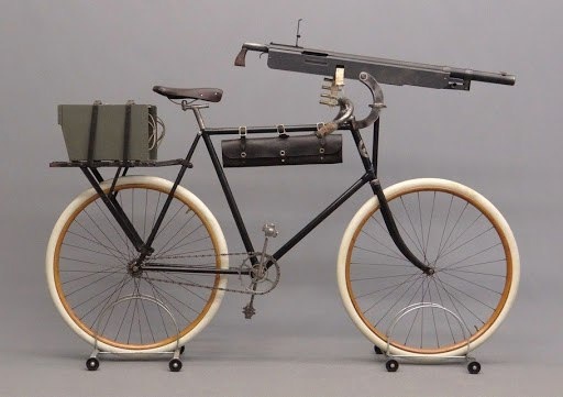 Военный велосипед Columbia Model 40 с пулемётом Кольт-Браунинг M1895, США,..0