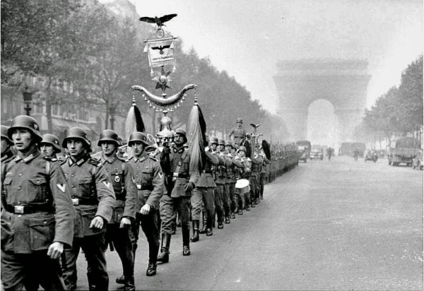 75 лет назад –  14 июня 1940 года –  после месяца вялой войны немецкие..0