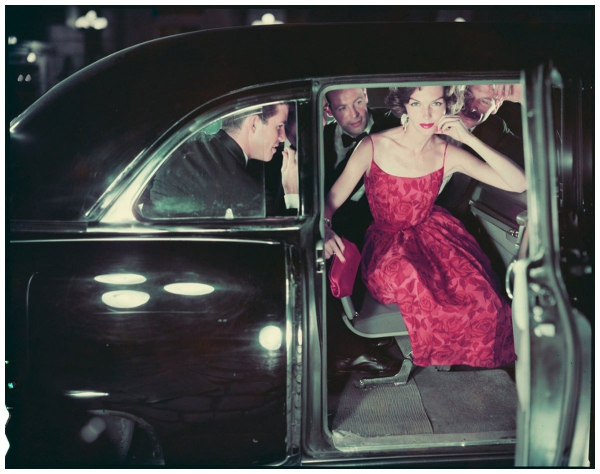 Уильям Хэлбёрн: модный глянец 1950-60-х… на фоне авто.

Больше..4