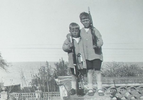 100 лет назад, 4 (17) ноября 1916 года всего за четыре месяца до..3