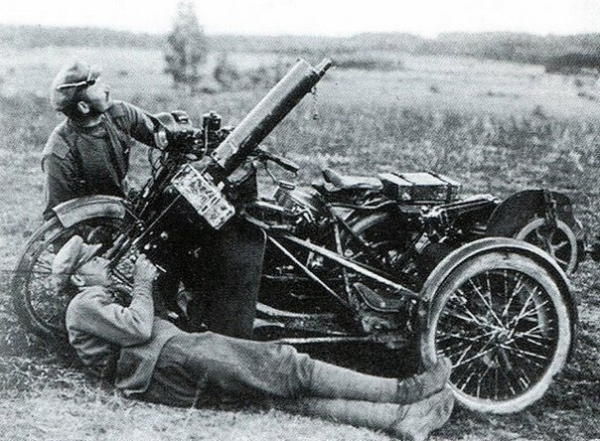 Боевые мотоциклы Российской Империи.

..0