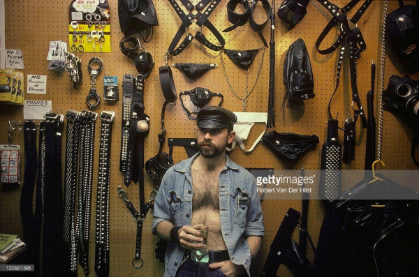 Гей-сообщество в Сан-Франциско, 1981 год.

..6