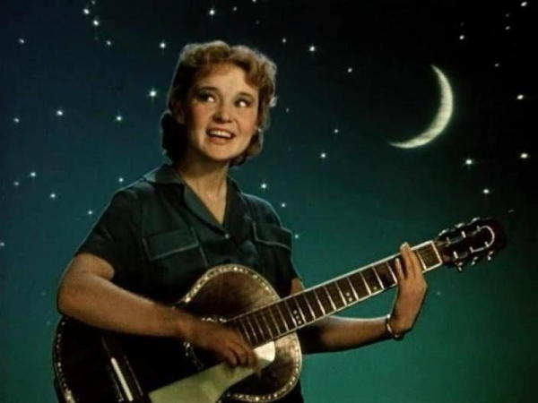 Людмила Гурченко.

..2