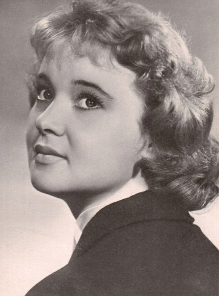 Людмила Гурченко.

..0