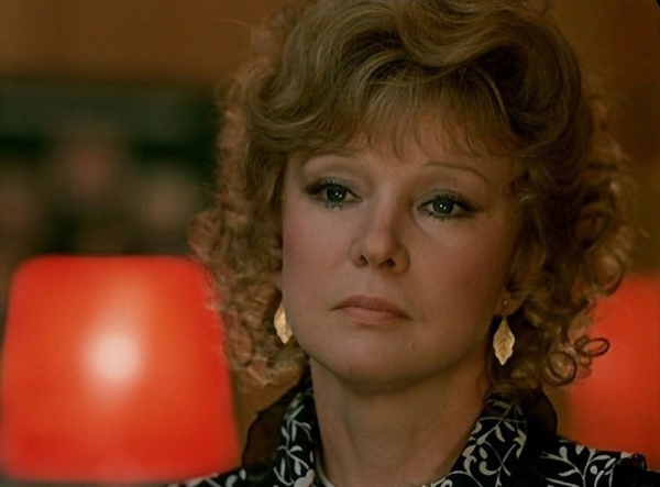 Людмила Гурченко.

..6