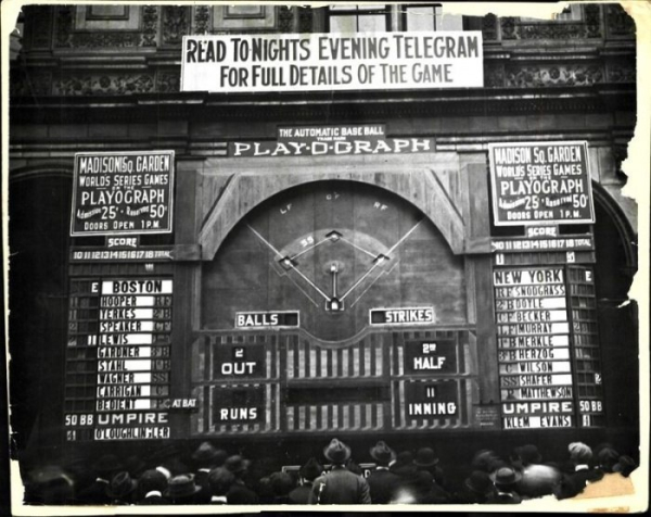 Play–o–graph, Нью–Йорк, 1912 год.

Плейограф — один из самых старых..0