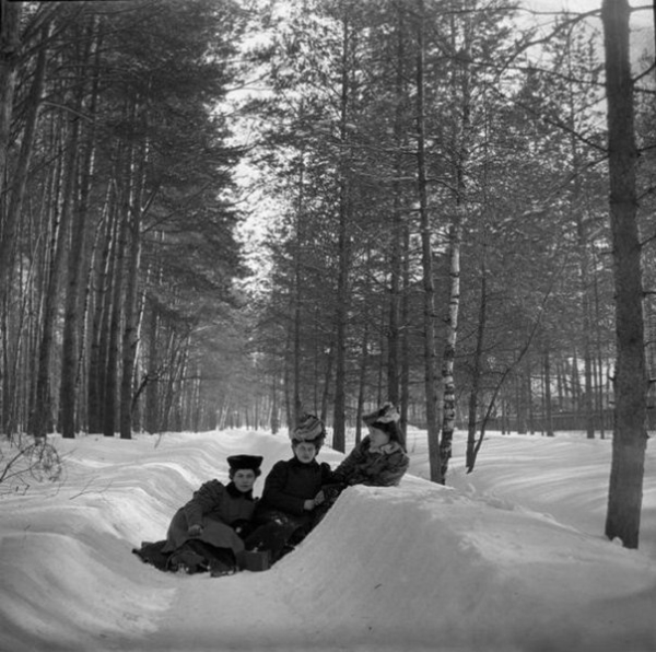Прогулка в Петровско-Разумовском парке. Московская губерния,..8