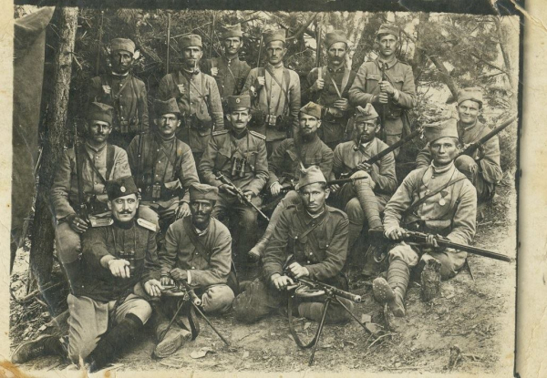 Сербские солдаты в Салониках, 1916-1918 гг.

..0